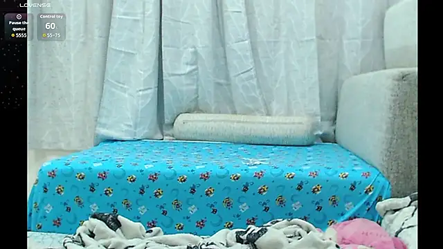 PreettyMiaa online show from July 2026 08:00:02 PM