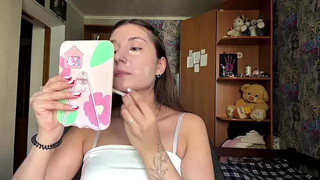 HoneyKittyk online show from July 2026 09:37:02 AM