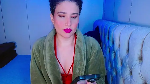 Snapshot of luasecret21 chatting on May 2026 04:35:01 PM luasecret21 online show from May 2026 04:35:01 PM