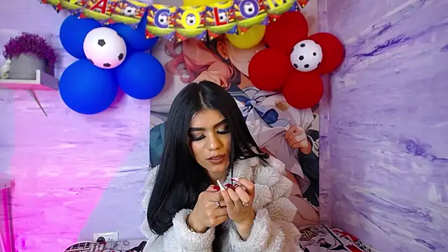 Shayla Gray online show from July 2026 11:07:01 AM