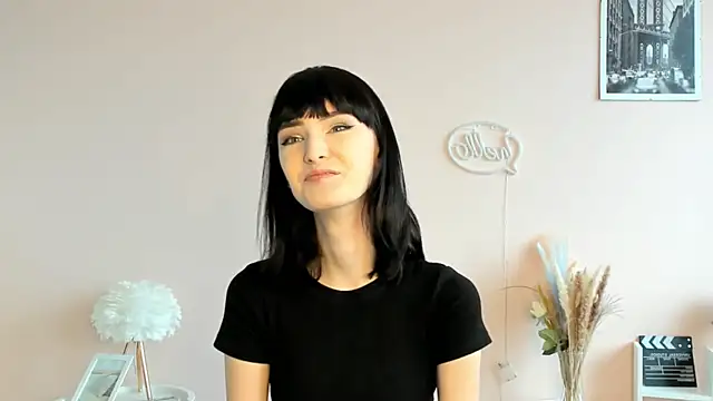 Snapshot of HelgaMagliulo chatting on May 2026 07:59:01 AM HelgaMagliulo online show from May 2026 07:59:01 AM