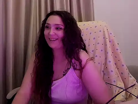 Lola Creolla online show from May 2026 02:57:02 PM
