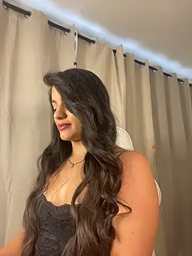 Snapshot of Amel_Rosse chatting on July 2026 09:08:01 PM Amel Rosse online show from July 2026 09:08:01 PM