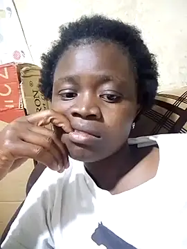 Snapshot of Carinasweets chatting on July 2026 02:24:01 PM Carinasweets online show from July 2026 02:24:01 PM