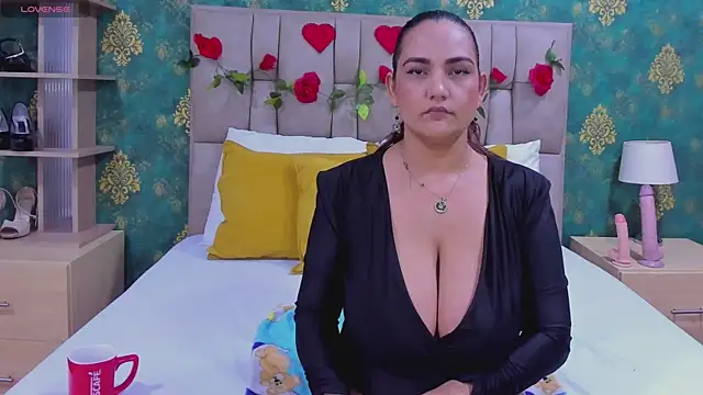 SamyPrincexx online show from September 2025 08:34:02 PM