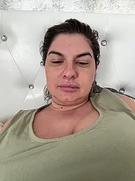 Snapshot of evaxxxcurvyxxx chatting on June 2026 11:57:02 AM evaxxxcurvyxxx online show from June 2026 11:57:02 AM