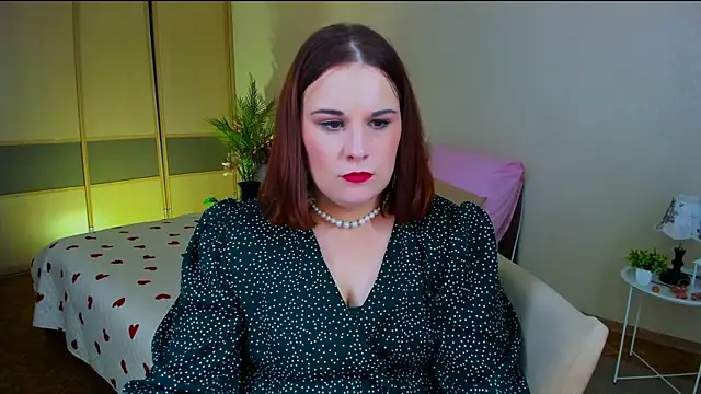 OliviaTwens online show from July 2026 09:38:01 AM