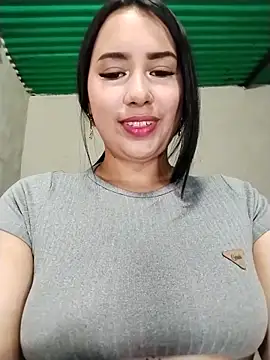 shantall cute online show from May 2026 06:42:02 PM