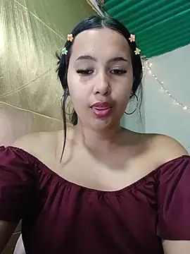 shantall cute online show from August 2026 09:35:01 PM