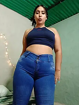 shantall cute online show from August 2026 09:28:01 PM