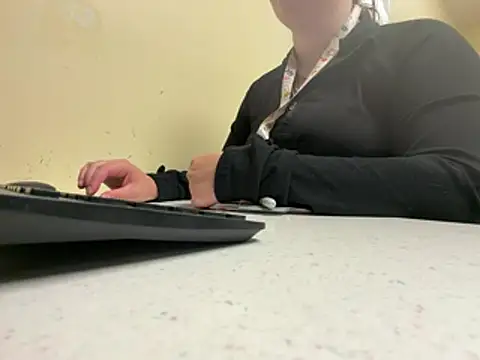 alyssabbygirll online show from June 2026 02:47:02 AM