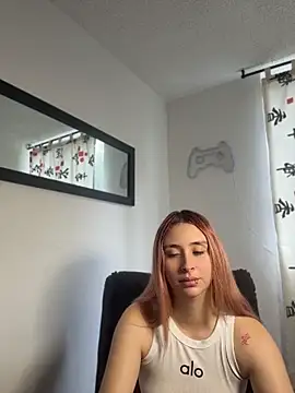 Sophia LuxxX online show from July 2026 03:12:02 PM