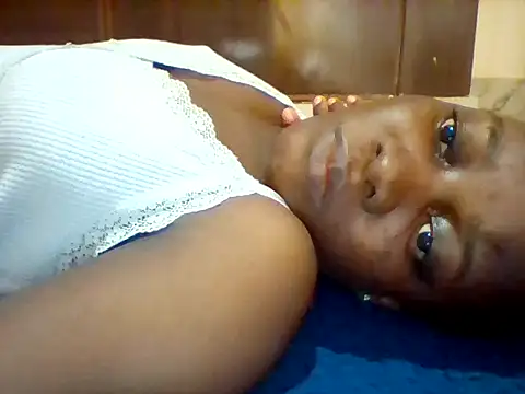 Snapshot of zainaxxxxx chatting on June 2026 09:01:02 AM zainaxxxxx online show from June 2026 09:01:02 AM