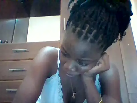 Snapshot of zainaxxxxx chatting on June 2026 07:47:02 AM zainaxxxxx online show from June 2026 07:47:02 AM