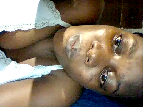 Snapshot of zainaxxxxx chatting on June 2026 10:32:02 PM zainaxxxxx online show from June 2026 10:32:02 PM
