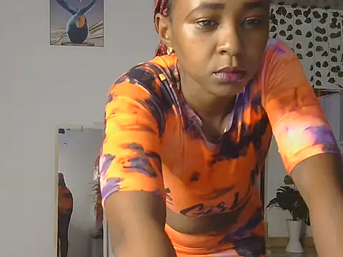 Snapshot of Skyy_Brown chatting on June 2026 07:11:02 AM Skyy Brown online show from June 2026 07:11:02 AM