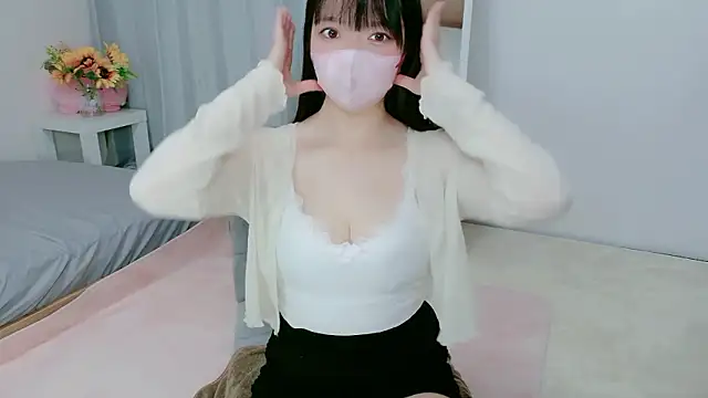 Snapshot of Hikari__o00 chatting on June 2026 11:13:01 PM Hikari o00 online show from June 2026 11:13:01 PM