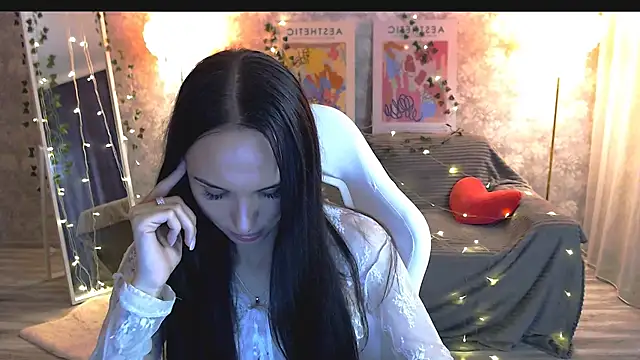 Snapshot of NicoleMerz chatting on June 2026 07:12:02 PM NicoleMerz online show from June 2026 07:12:02 PM