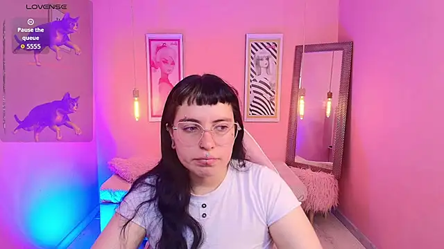 Snapshot of _sofia_smth_xx chatting on August 2026 07:35:01 PM sofia smth xx online show from August 2026 07:35:01 PM
