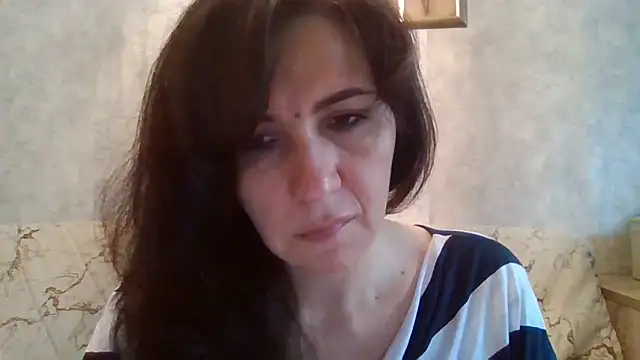 Miss Heliena online show from June 2026 06:26:01 AM