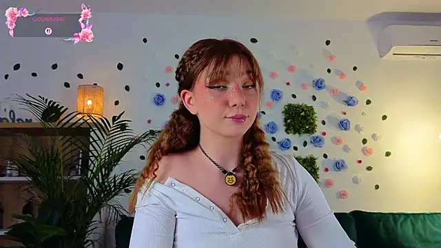 justmeavery online show from May 2026 07:22:02 PM