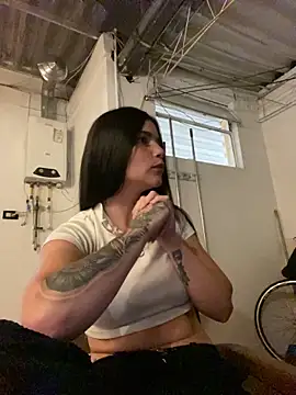 Snapshot of Maia_afrodita chatting on June 2026 02:53:01 AM Maia afrodita online show from June 2026 02:53:01 AM