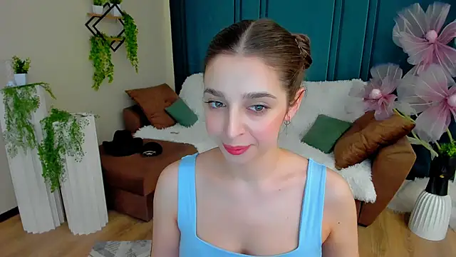 FlirtySpark online show from June 2026 06:47:02 AM