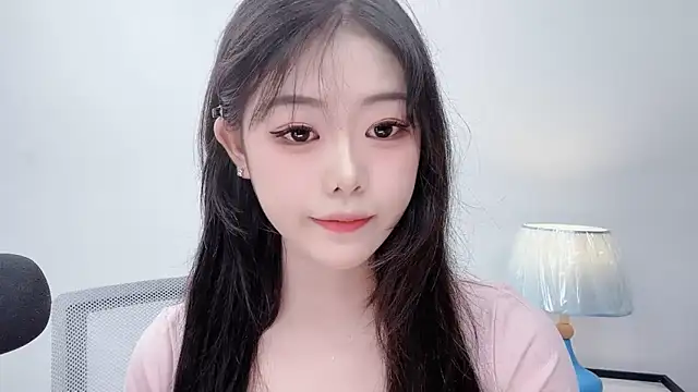 Snapshot of smalldaiwang chatting on June 2026 02:49:01 AM smalldaiwang online show from June 2026 02:49:01 AM