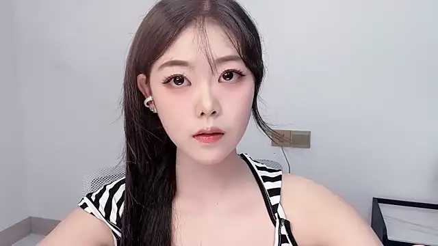 Snapshot of smalldaiwang chatting on July 2026 02:53:01 AM smalldaiwang online show from July 2026 02:53:01 AM