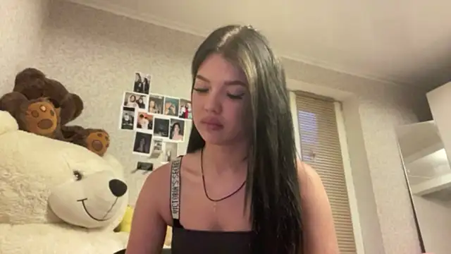 KaayyyMonday online show from May 2026 05:21:02 PM