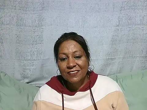 Snapshot of IndianSexyMilf69 chatting on June 2026 05:10:02 AM IndianSexyMilf69 online show from June 2026 05:10:02 AM