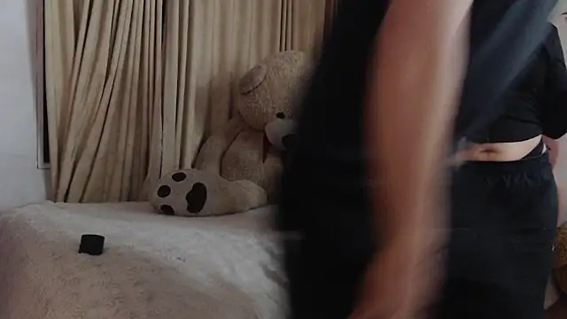 onlyus  online show from July 2026 11:53:01 PM