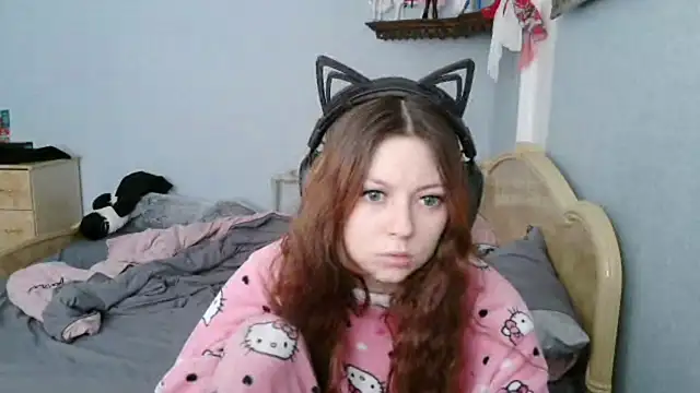 Snapshot of AlessiaViolet chatting on July 2026 10:41:01 AM AlessiaViolet online show from July 2026 10:41:01 AM