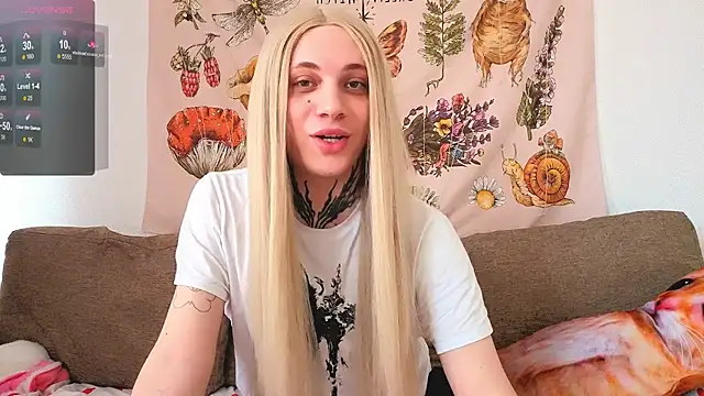 Snapshot of Chloecherry chatting on June 2026 06:18:01 AM Chloecherry online show from June 2026 06:18:01 AM