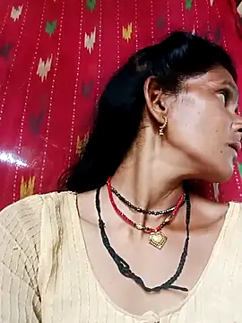 Snapshot of Cut_umang74 chatting on June 2026 07:05:02 AM Cut umang74 online show from June 2026 07:05:02 AM