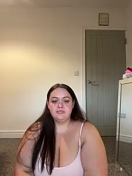 LillyMaexx online show from June 2026 07:26:02 PM