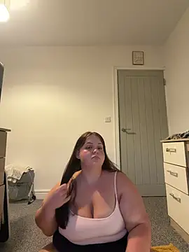 LillyMaexx online show from June 2026 09:14:01 PM