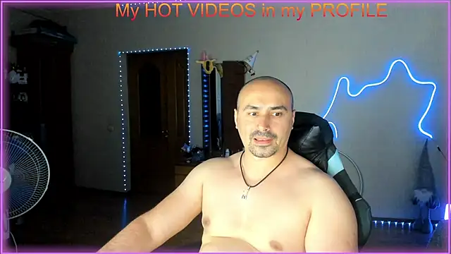 Snapshot of -SexyDaddy- chatting on June 2026 06:57:01 PM -SexyDaddy- online show from June 2026 06:57:01 PM