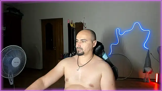 -SexyDaddy- online show from July 2026 07:38:01 PM