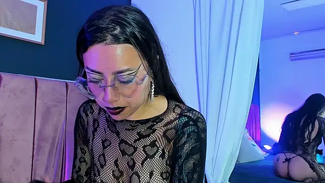 Violeta muns online show from July 2026 05:39:02 PM