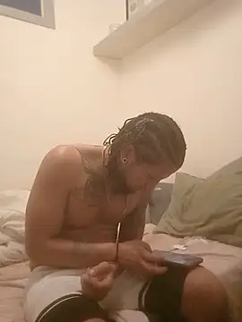 boyrolo24 online show from June 2026 05:08:01 PM