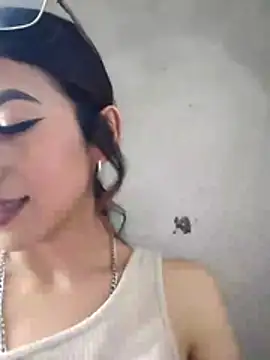 Chika Misteriosa online show from June 2026 10:19:02 PM