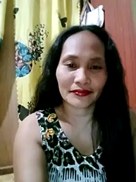 Snapshot of Queenslay chatting on June 2026 10:57:02 AM Queenslay online show from June 2026 10:57:02 AM