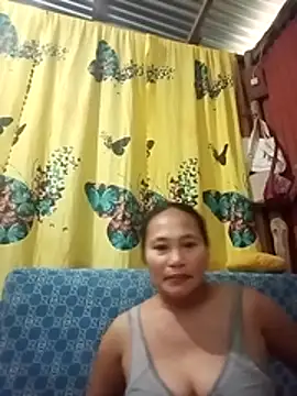 Snapshot of Queenslay chatting on July 2026 10:25:01 PM Queenslay online show from July 2026 10:25:01 PM