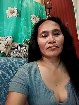 Snapshot of Queenslay chatting on July 2026 02:06:02 AM Queenslay online show from July 2026 02:06:02 AM