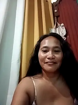 Snapshot of Queenslay chatting on July 2026 10:25:02 PM Queenslay online show from July 2026 10:25:02 PM