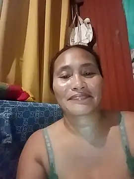 Snapshot of Queenslay chatting on July 2026 10:50:01 AM Queenslay online show from July 2026 10:50:01 AM