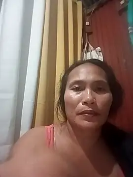Snapshot of Queenslay chatting on July 2026 10:39:02 AM Queenslay online show from July 2026 10:39:02 AM