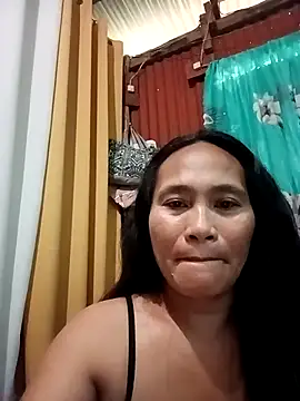 Snapshot of Queenslay chatting on July 2026 10:34:02 PM Queenslay online show from July 2026 10:34:02 PM