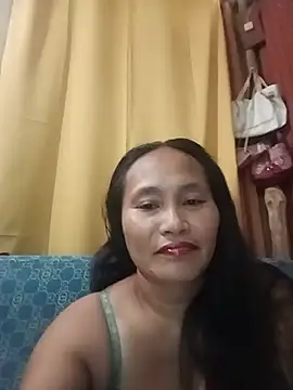 Snapshot of Queenslay chatting on August 2026 12:02:01 AM Queenslay online show from August 2026 12:02:01 AM